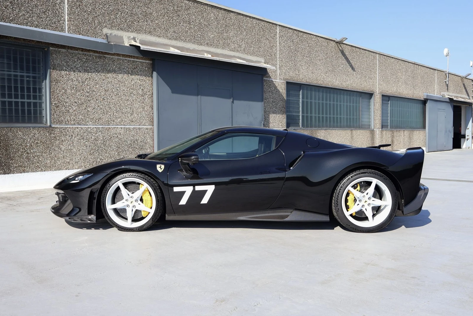 Ferrari 296 Speciale, 6/10