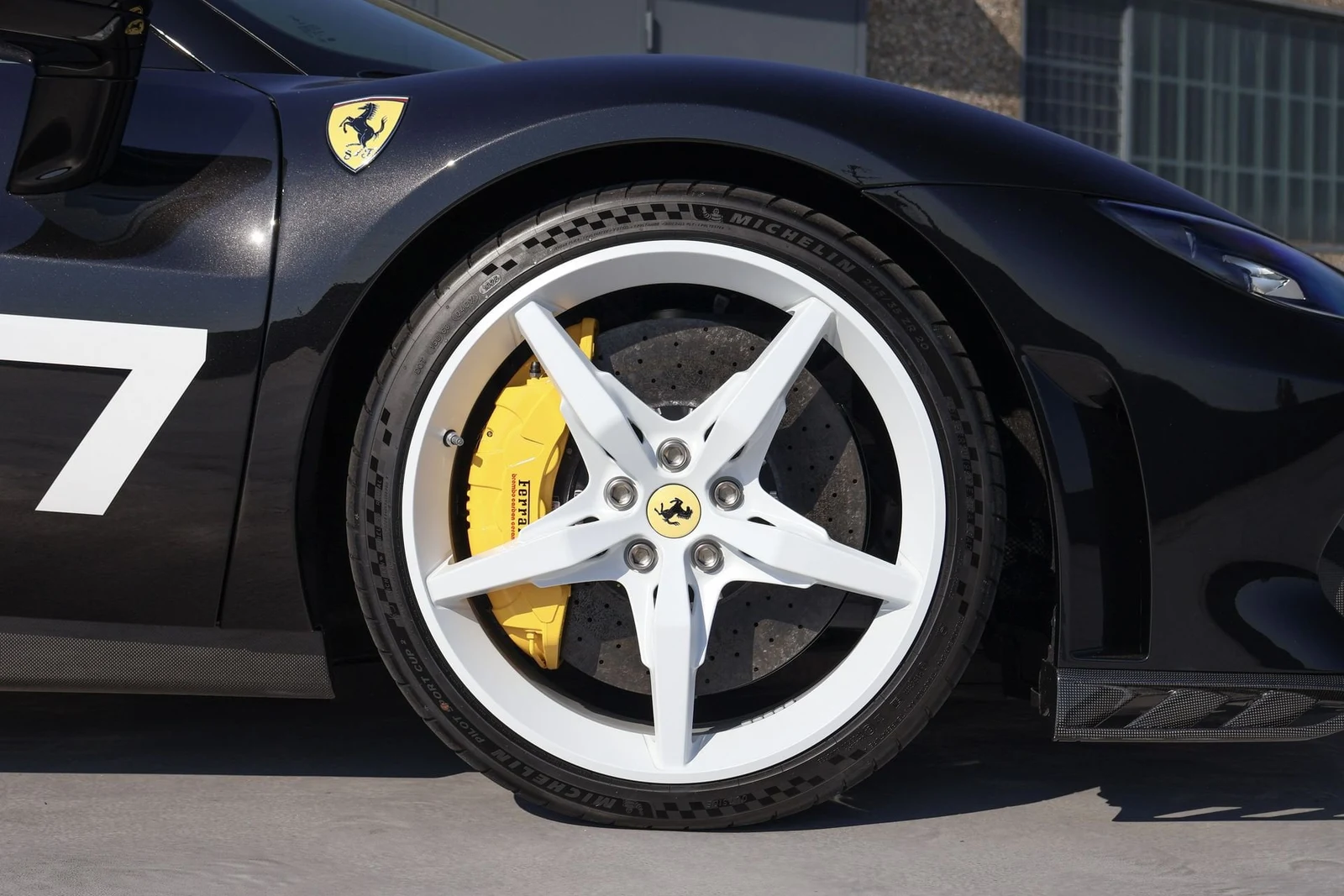 Ferrari 296 Speciale, 7/10