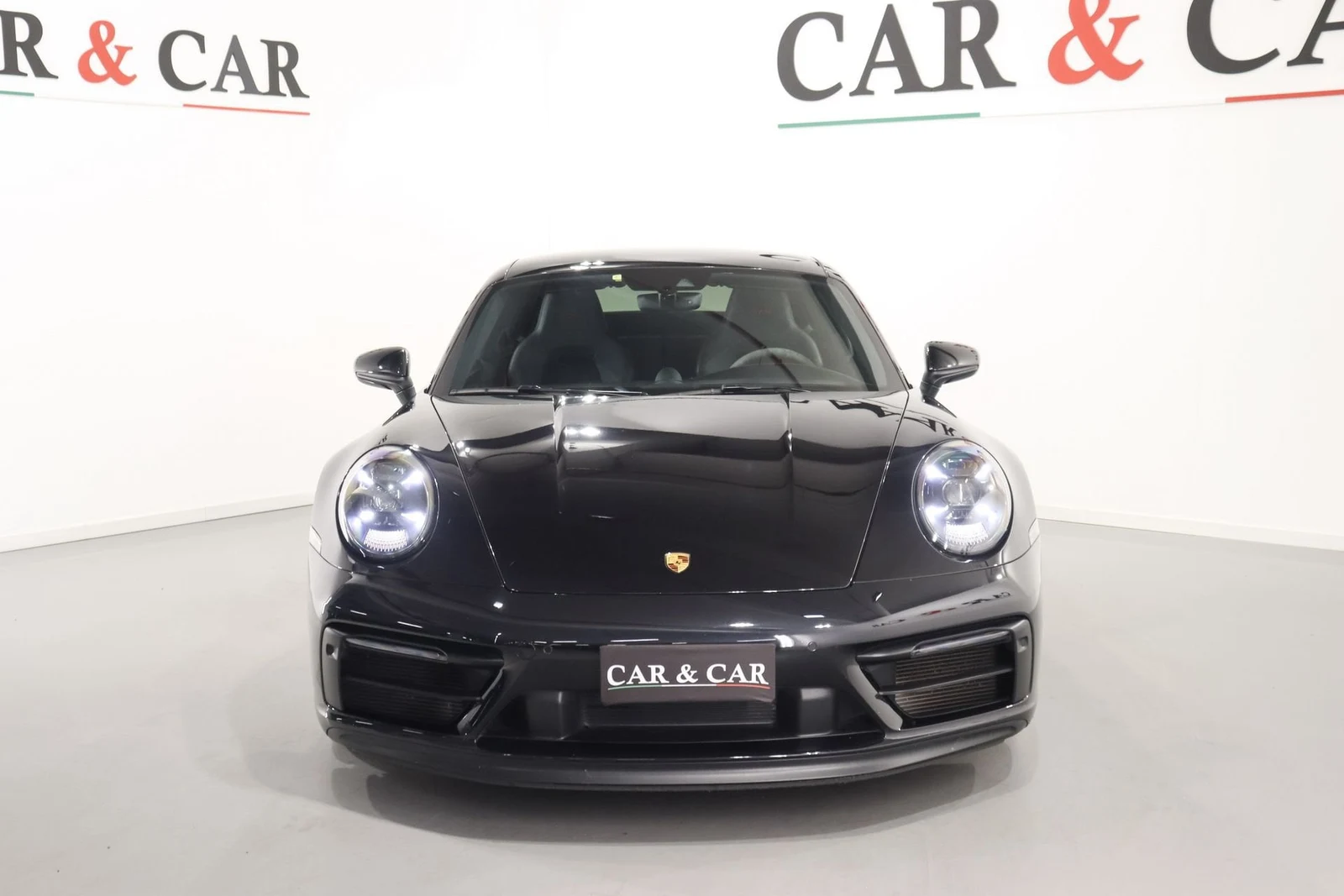 Porsche 911 Carrera GTS (992.1), 3/10