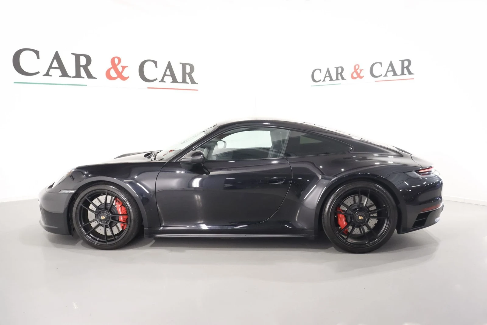 Porsche 911 Carrera GTS (992.1), 6/10