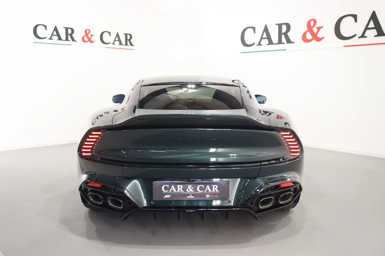 Aston Martin Vanquish, 6/10