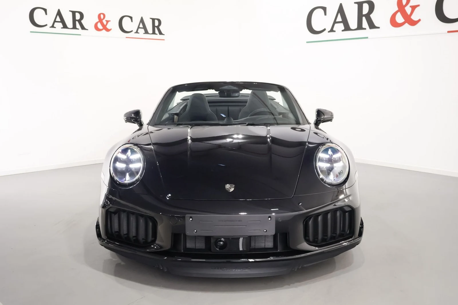 Porsche 911 Turbo S Cabriolet (992.2), 3/10