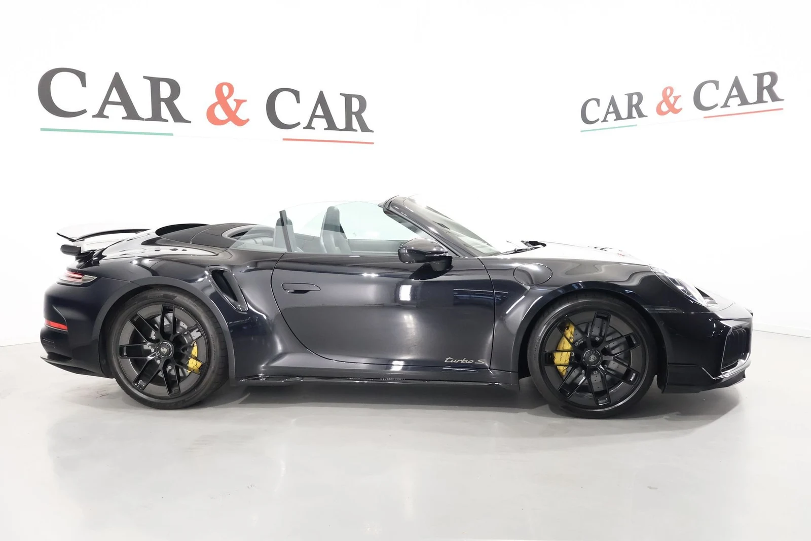 Porsche 911 Turbo S Cabriolet (992.2), 5/10