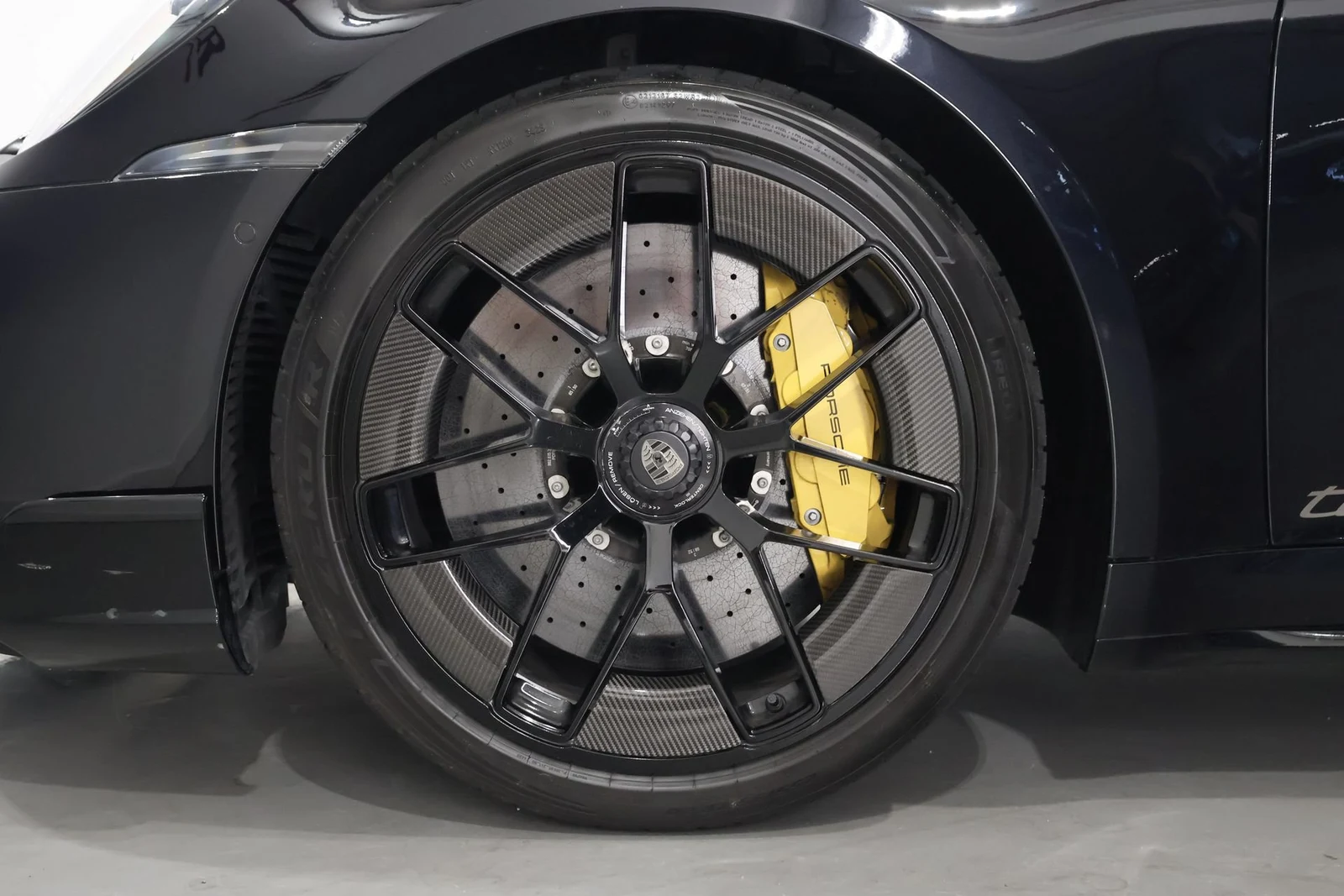 Porsche 911 Turbo S Cabriolet (992.2), 7/10