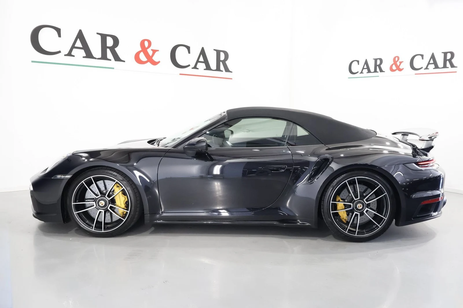 Porsche 911 Turbo S Cabriolet (992.1), 6/10