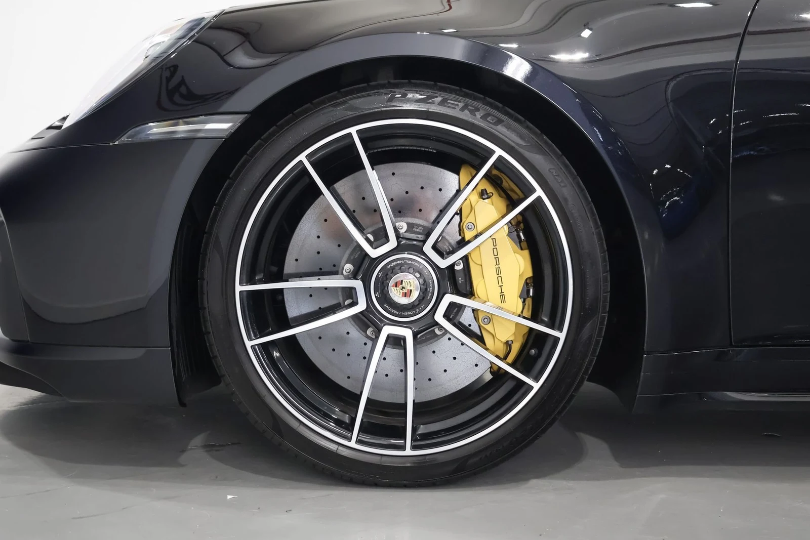 Porsche 911 Turbo S Cabriolet (992.1), 7/10