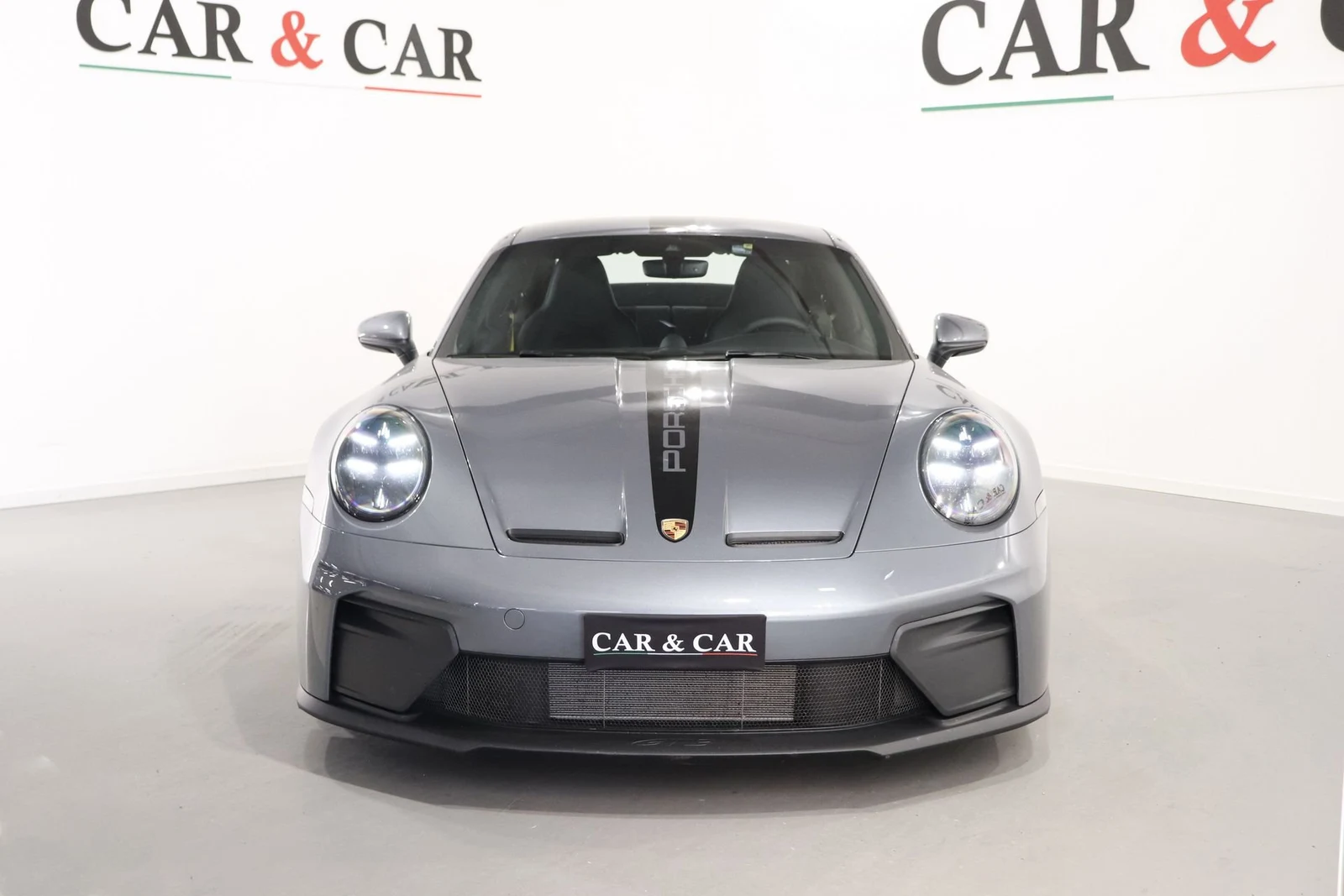 Porsche 911 GT3 Touring (992.2), 3/10