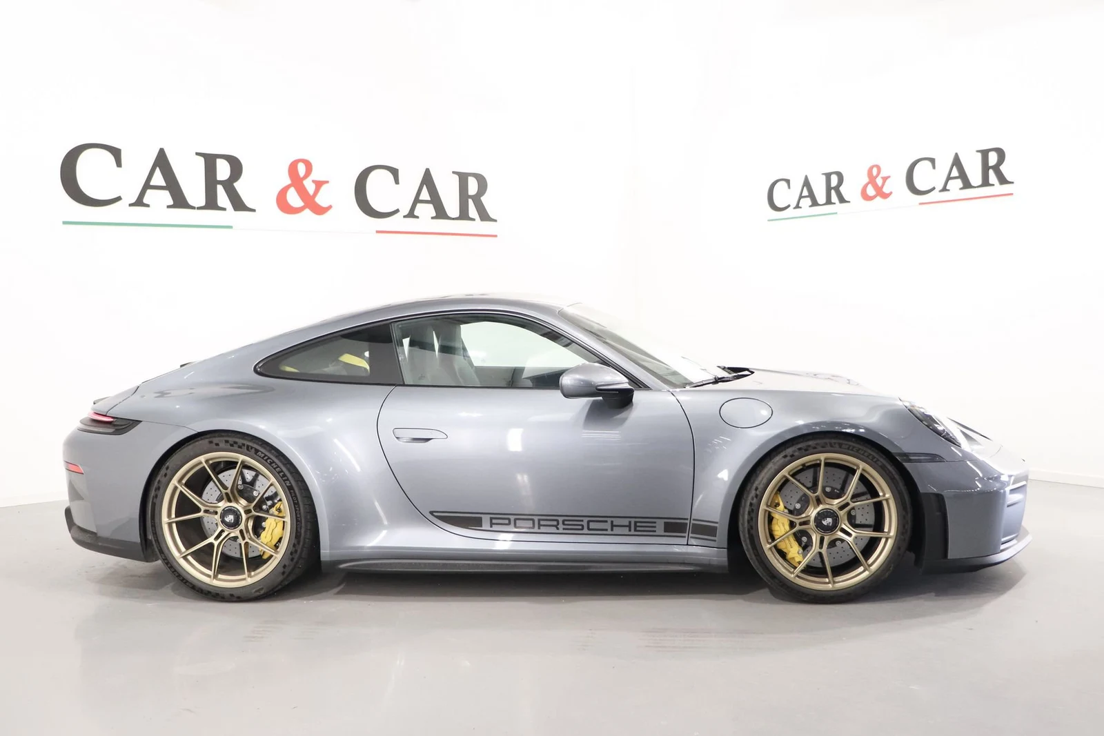 Porsche 911 GT3 Touring (992.2), 5/10