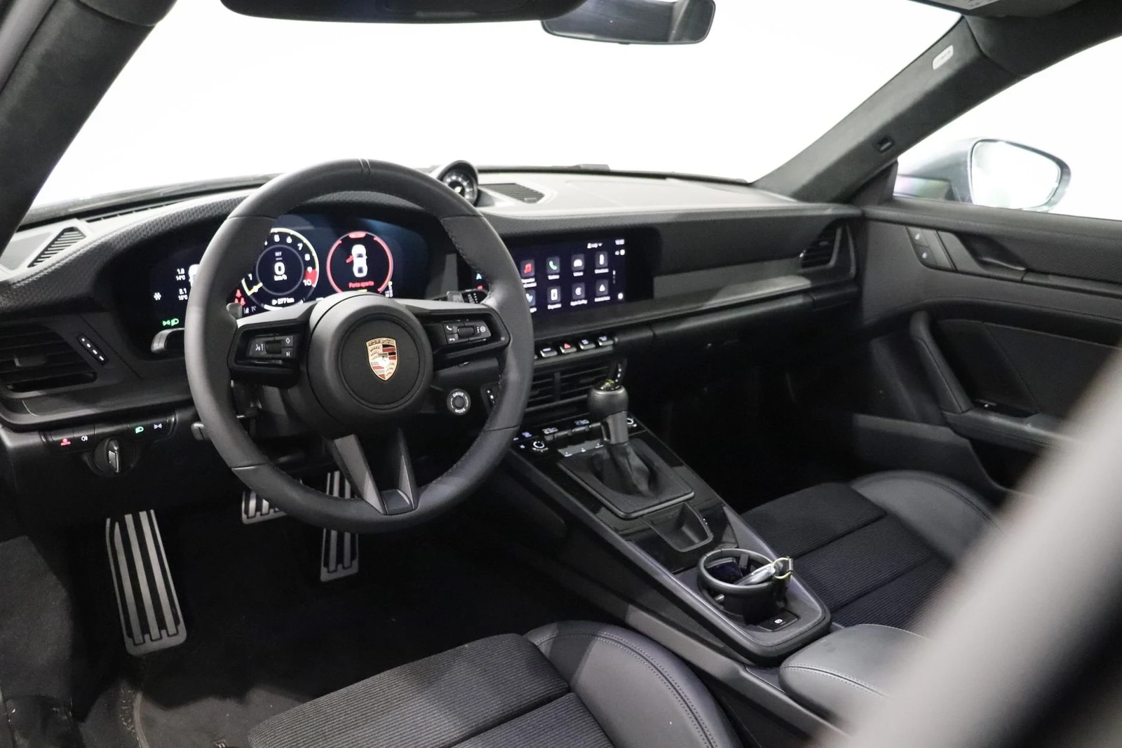 Porsche 911 GT3 Touring (992.2), 8/10