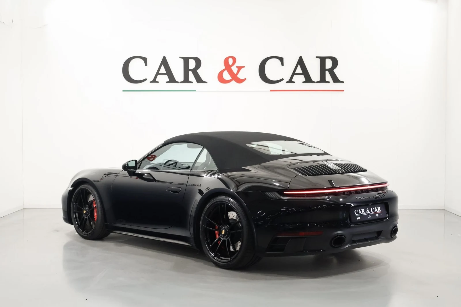 Porsche 911 Carrera GTS (992.1), 2/10