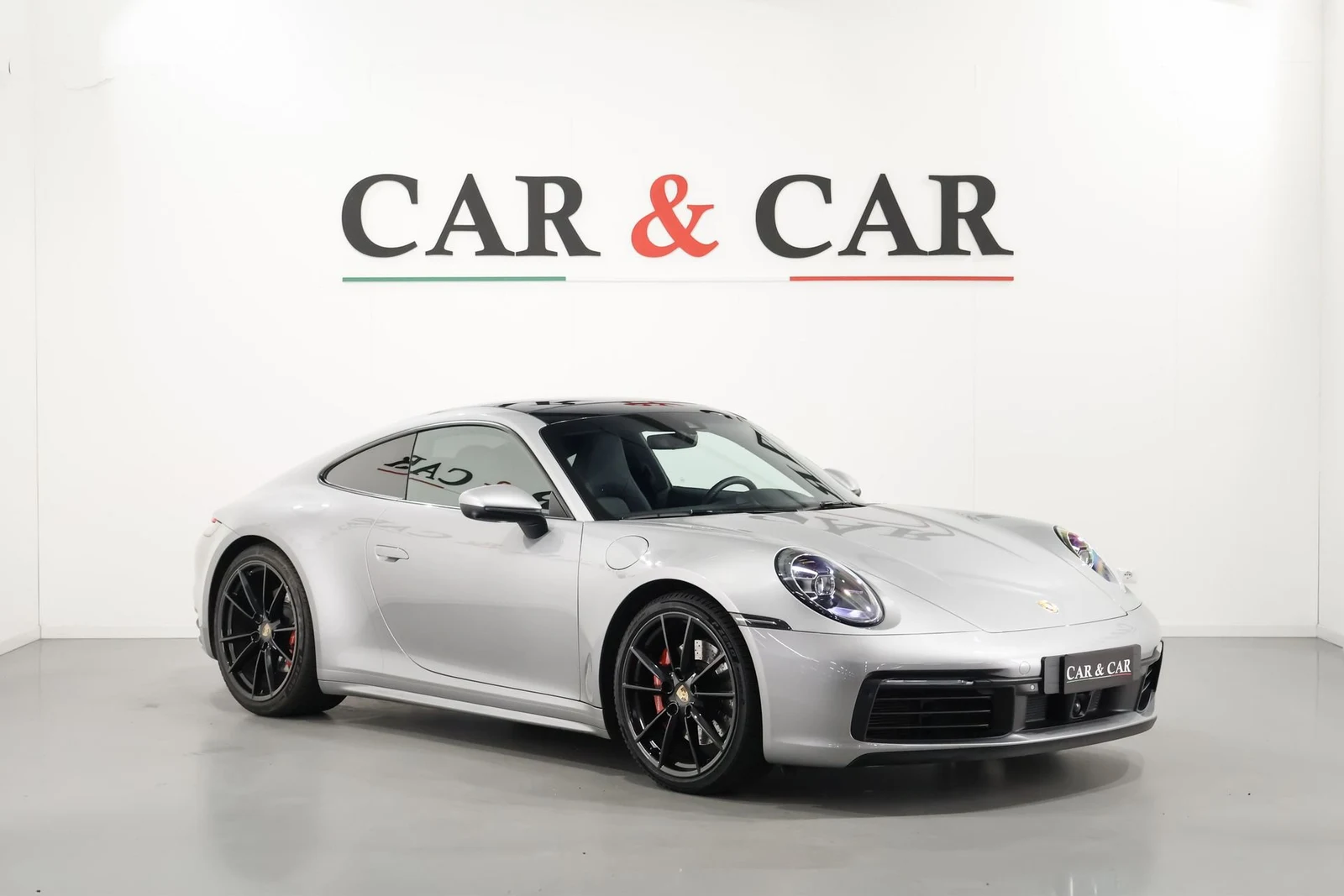 Seller photograph: Porsche 911 Carrera 4S (992)