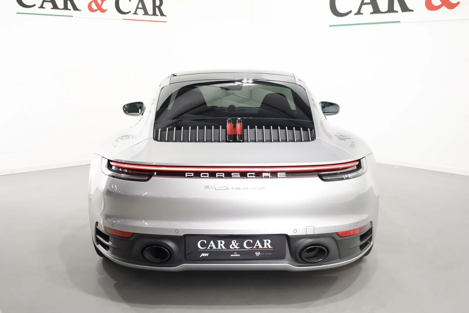 Porsche 911 Carrera 4S (992), 4/10