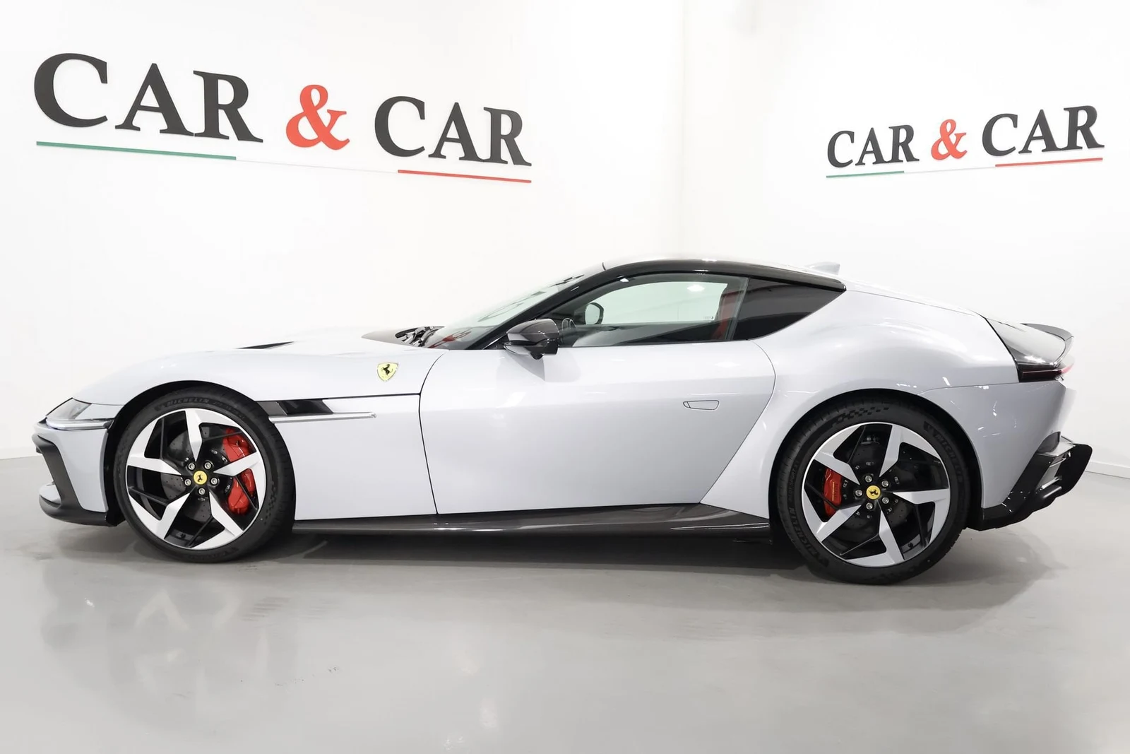 Ferrari 12Cilindri, 6/10