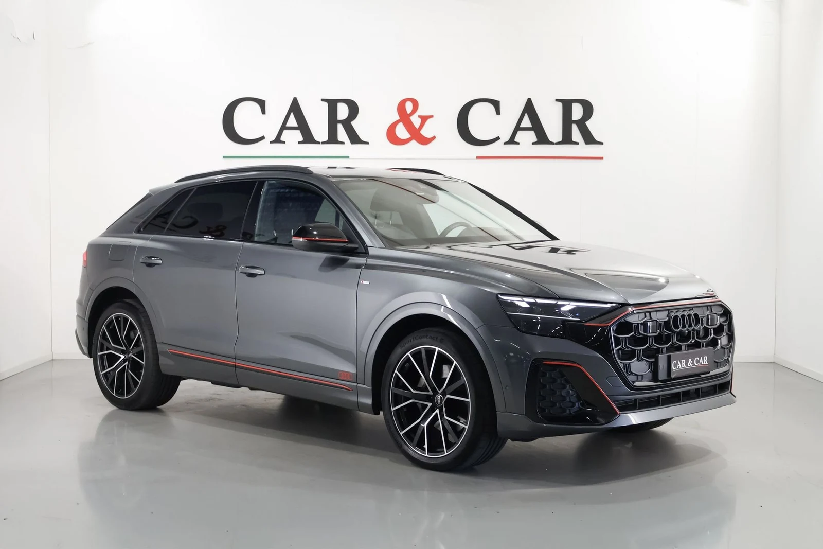 Seller photograph: Audi Q8 50 TDI quattro S line
