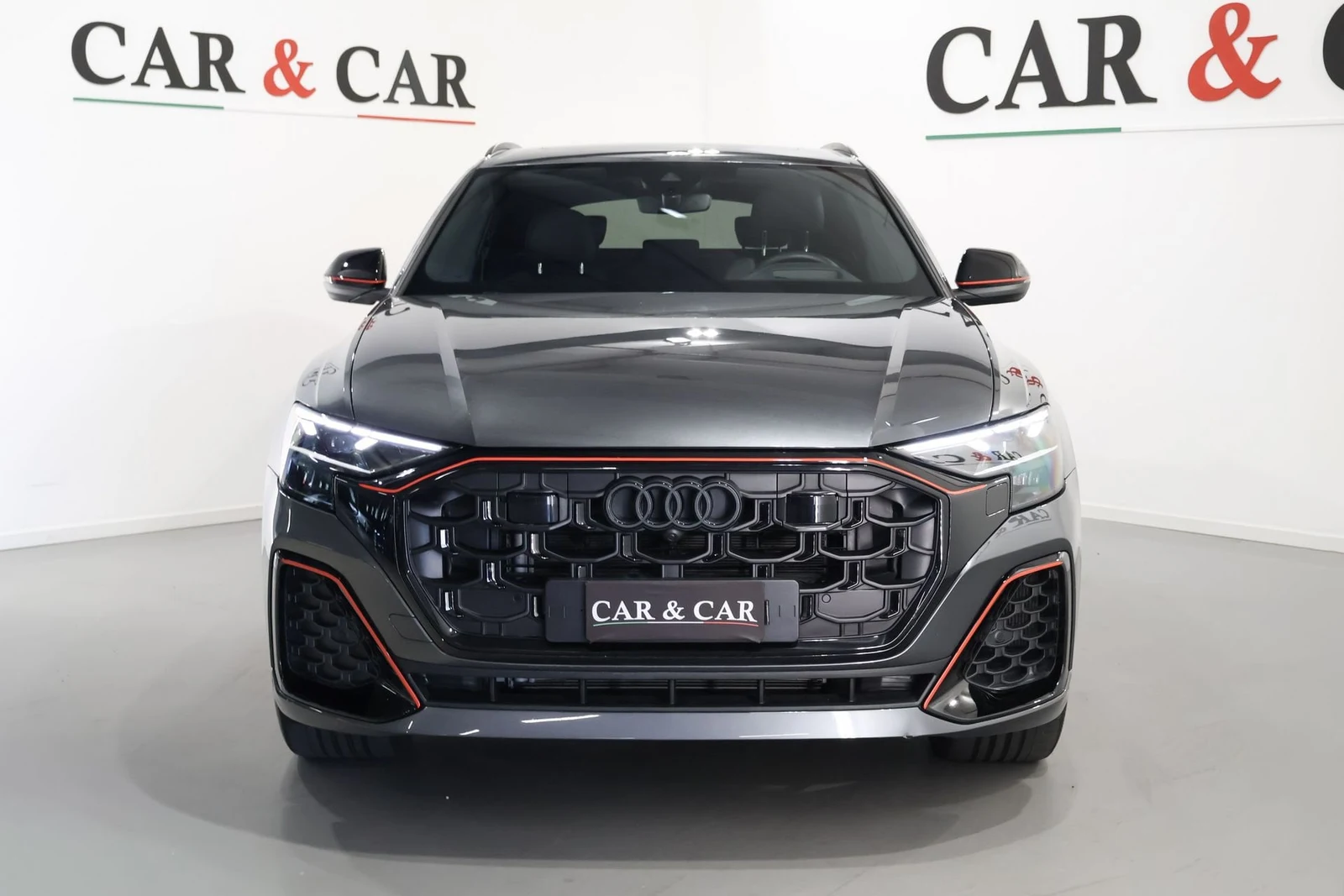 Audi Q8 50 TDI quattro S line, 3/10