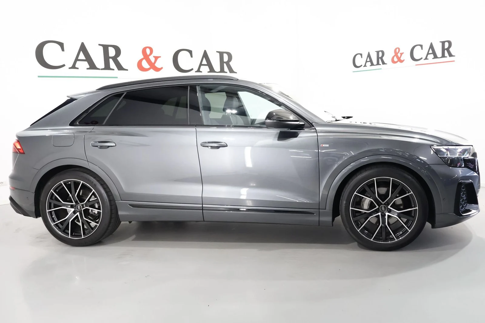 Audi Q8 50 TDI quattro S line, 5/10