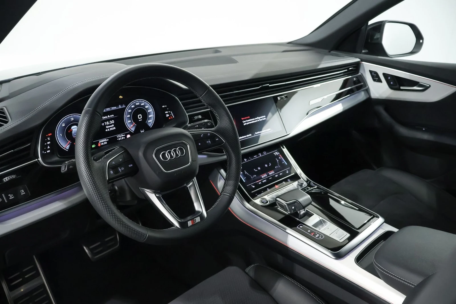 Audi Q8 50 TDI quattro S line, 10/10