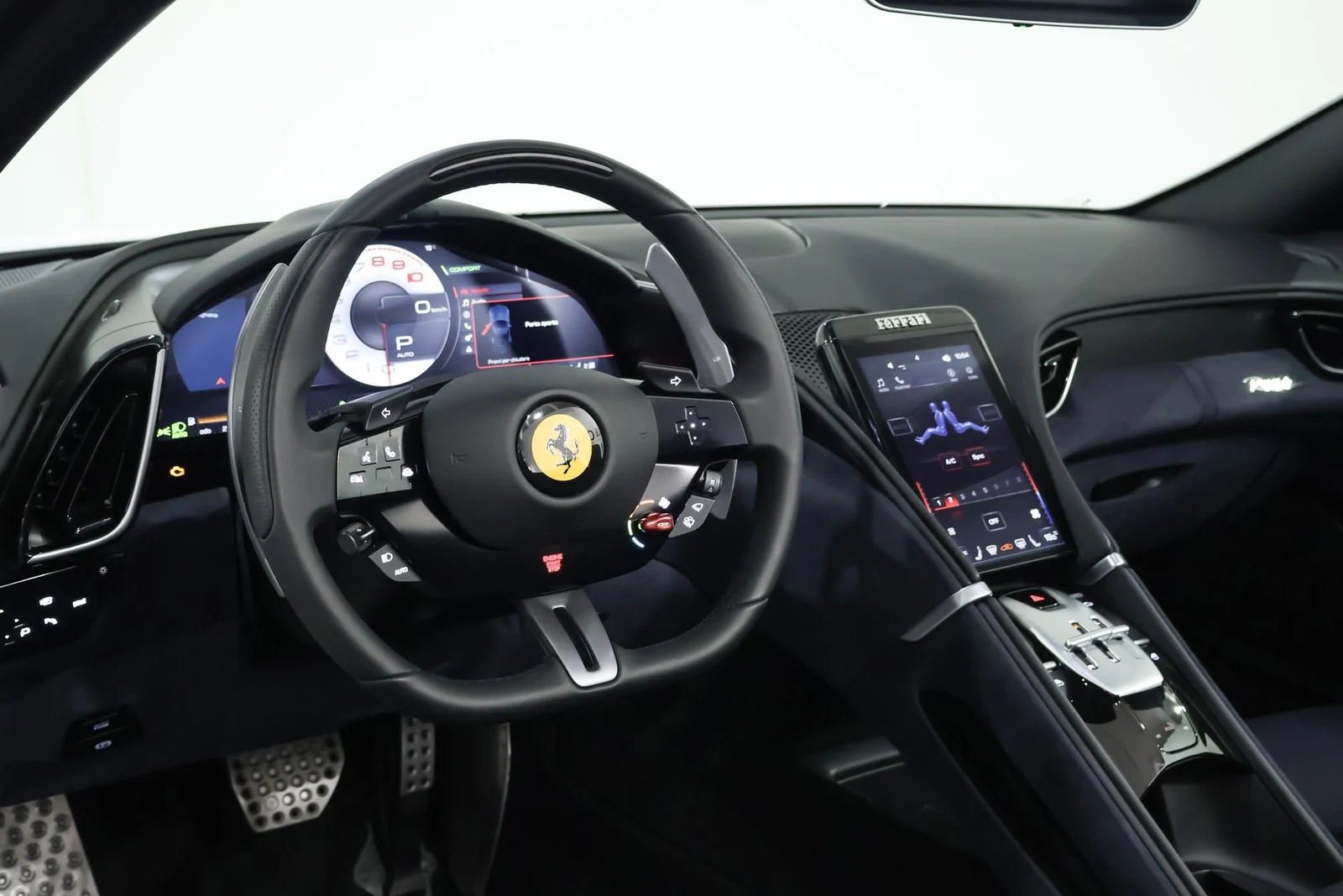Ferrari Roma Spider, 8/10