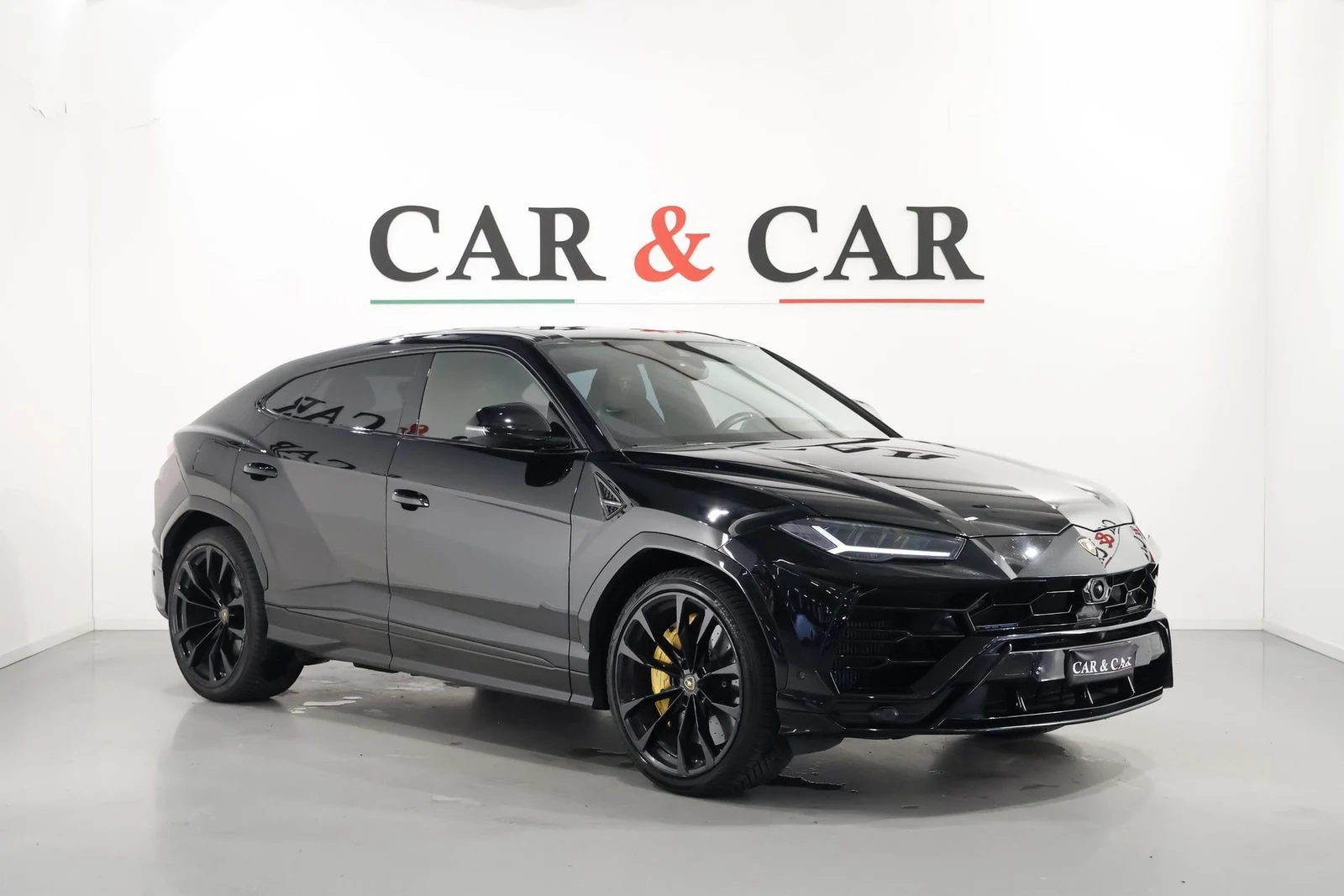 Seller photograph: Lamborghini Urus