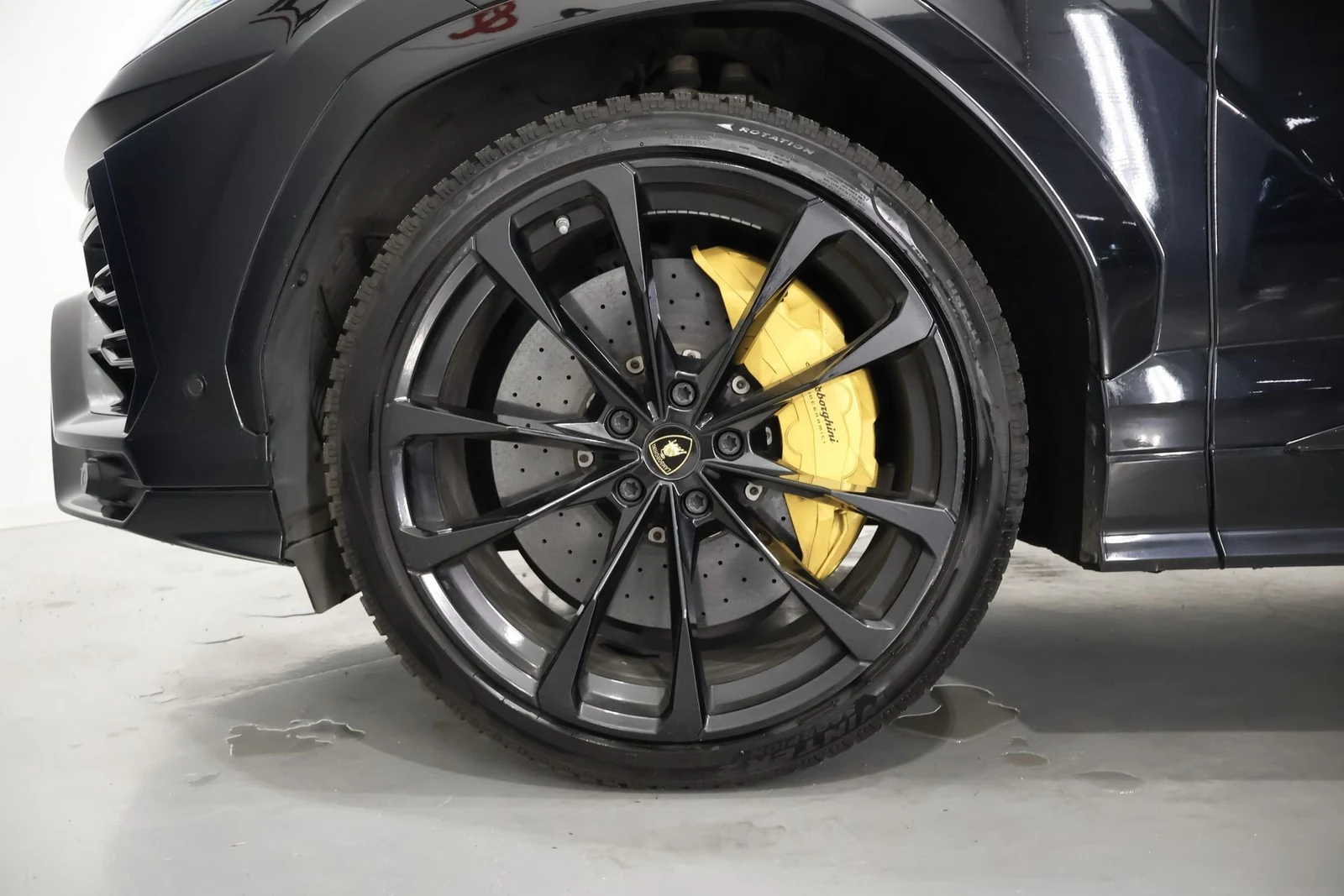 Lamborghini Urus, 6/10