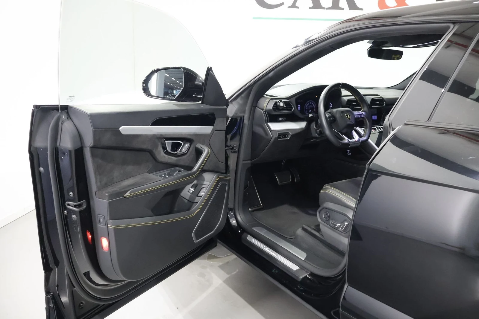 Lamborghini Urus, 10/10