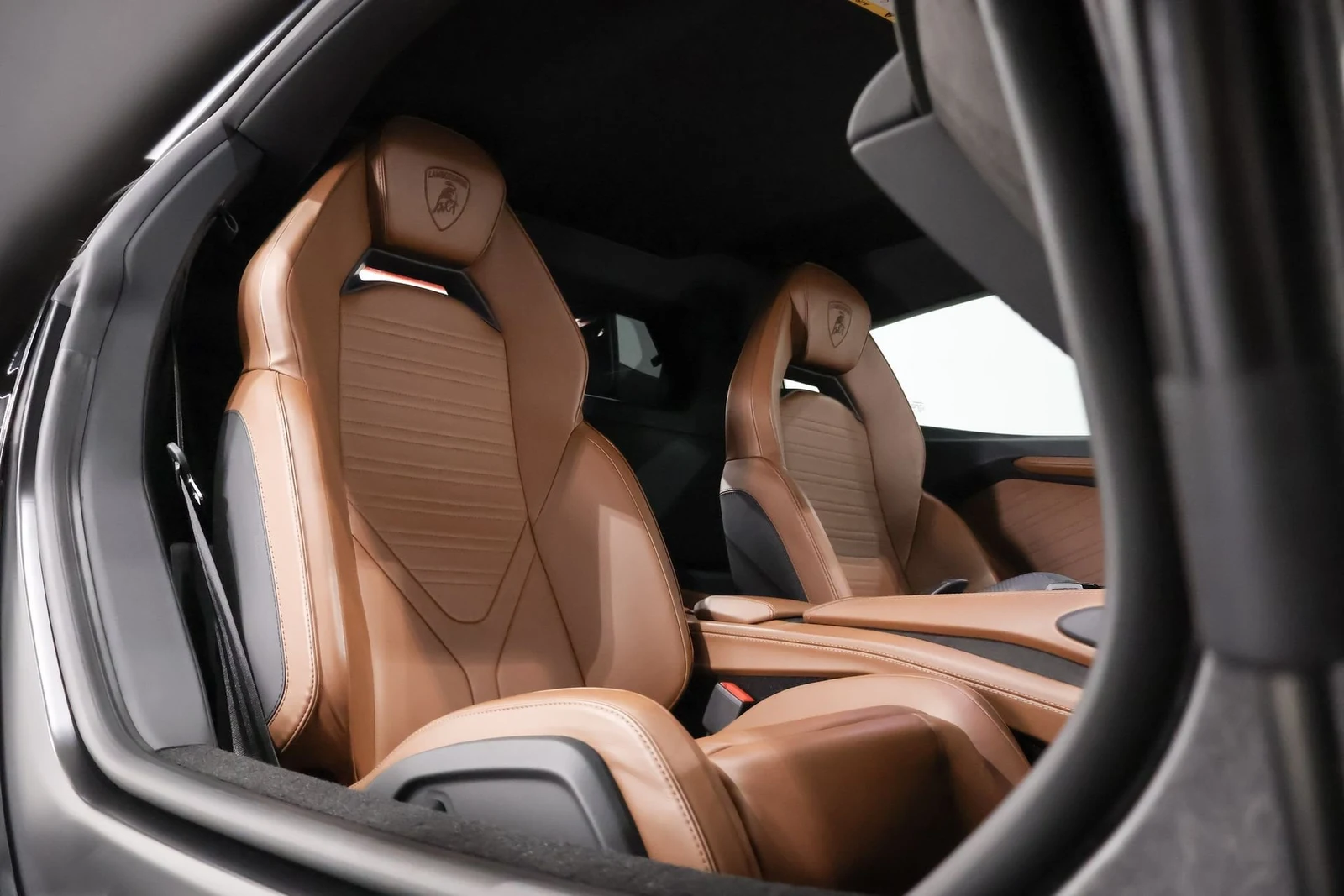 Lamborghini Revuelto, 10/10