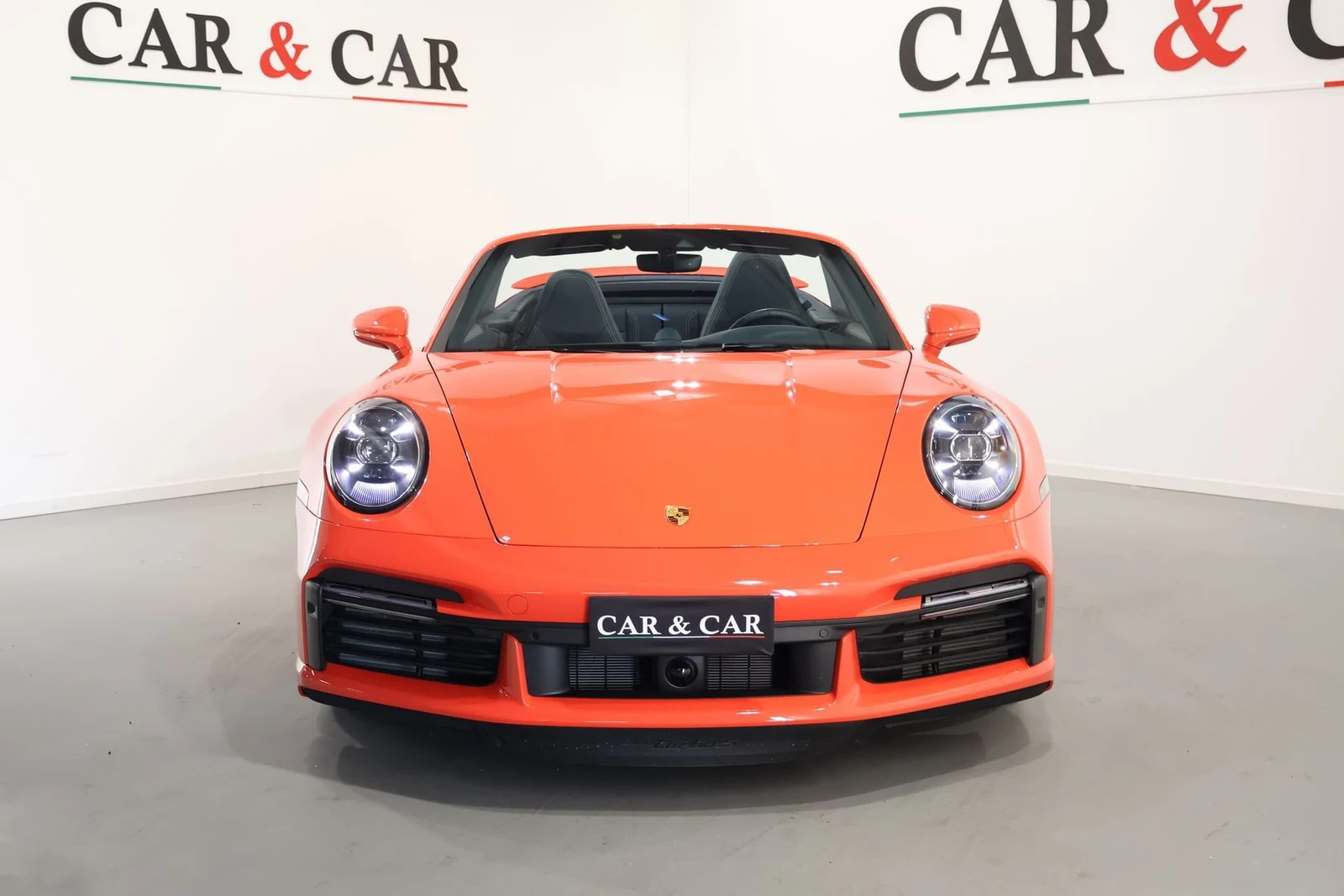 Porsche 911 Turbo S Cabriolet (992.1), 3/10