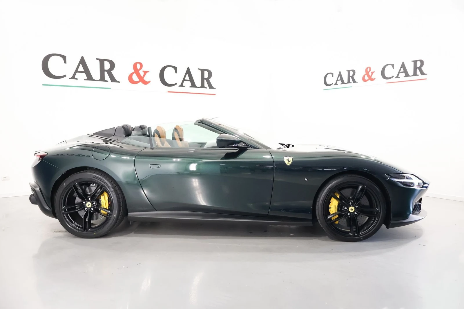 Ferrari Roma Spider, 5/10