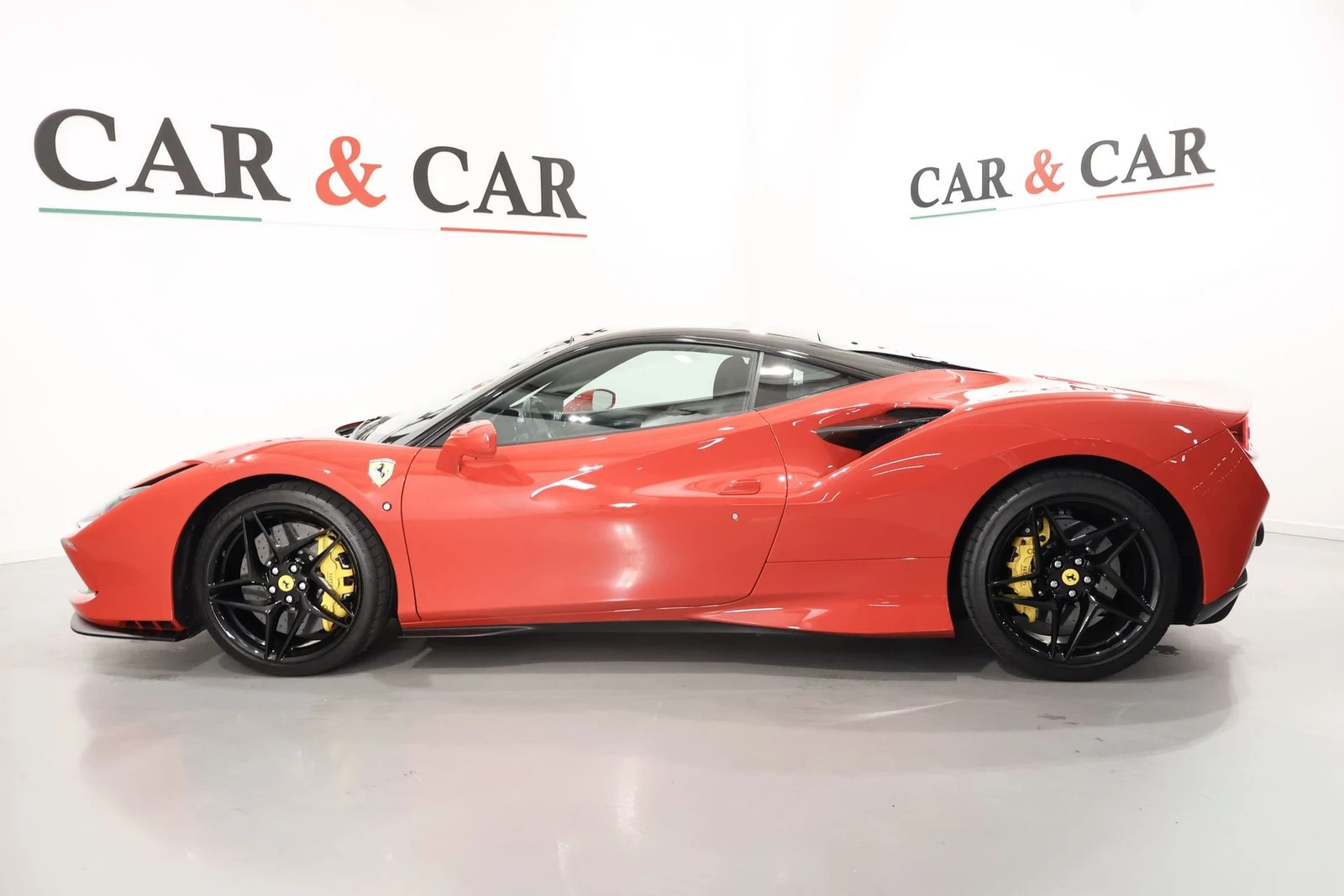 Ferrari F8 Tributo, 5/10