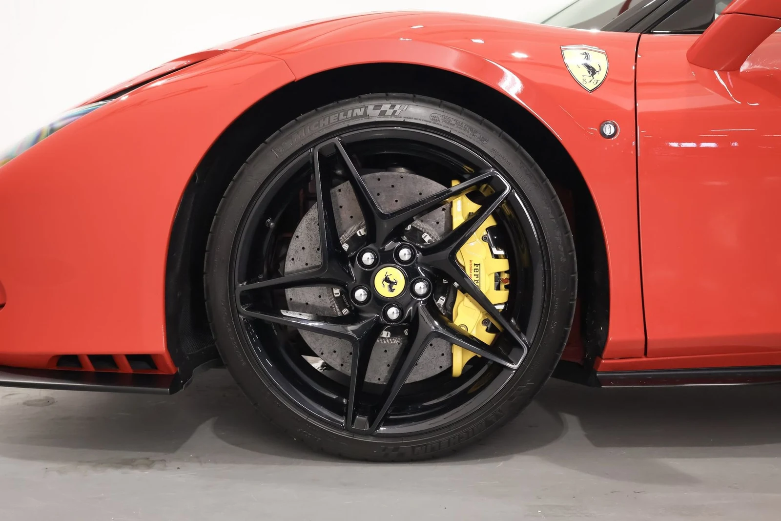 Ferrari F8 Tributo, 6/10