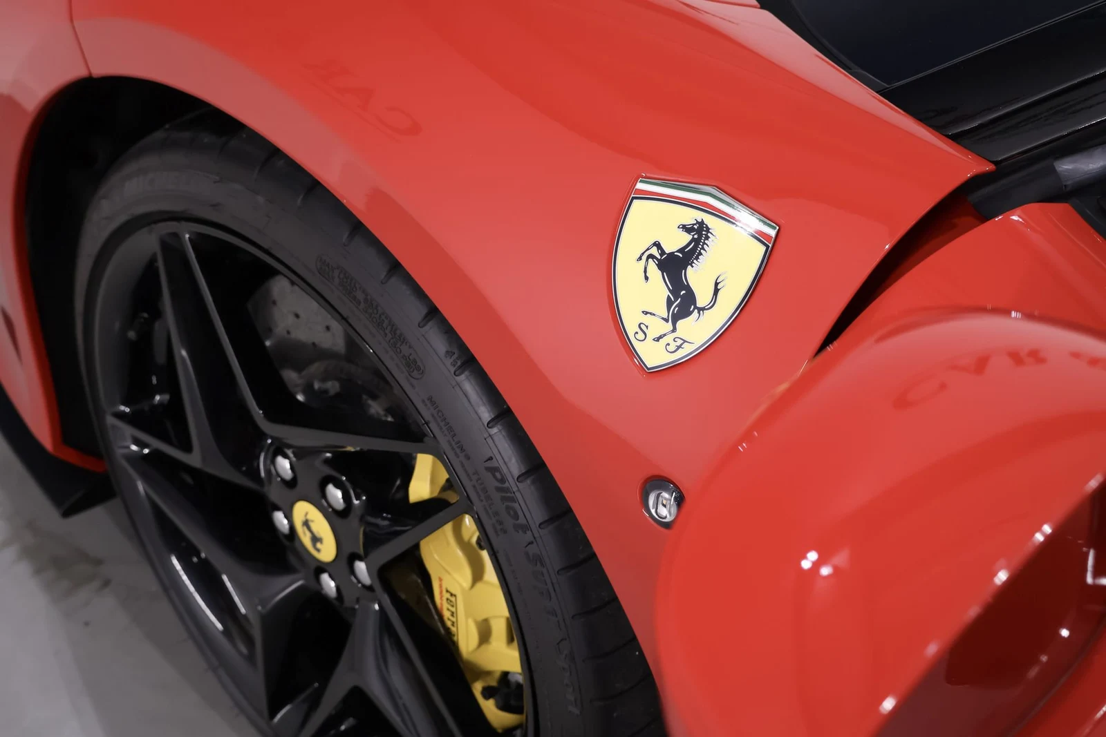 Ferrari F8 Tributo, 10/10