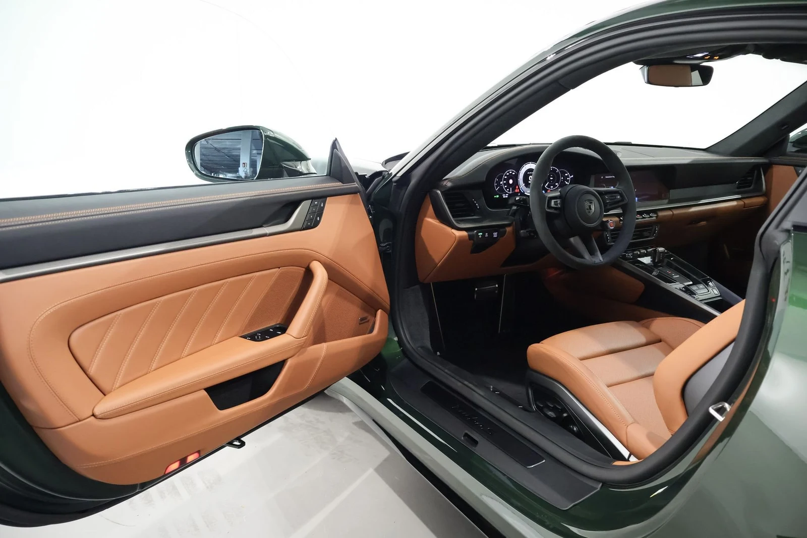 Porsche 911 Turbo S (992.2), 7/9