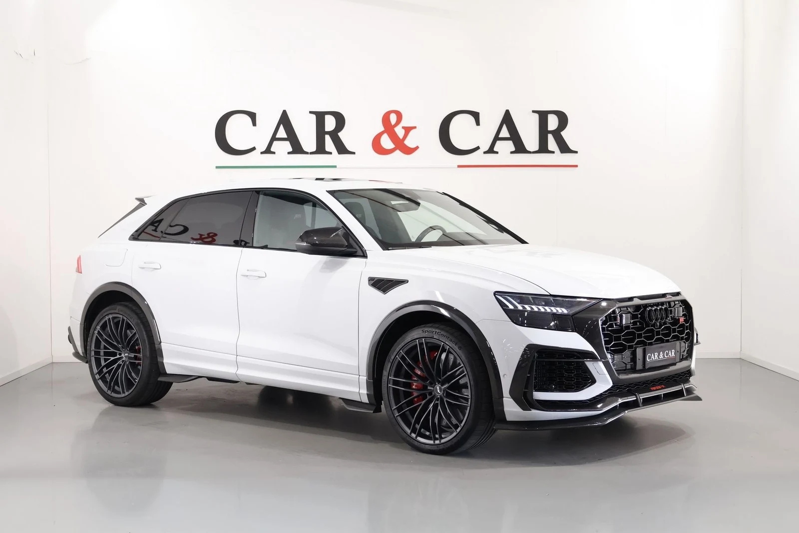 Seller photograph: Audi RS Q8-R ABT