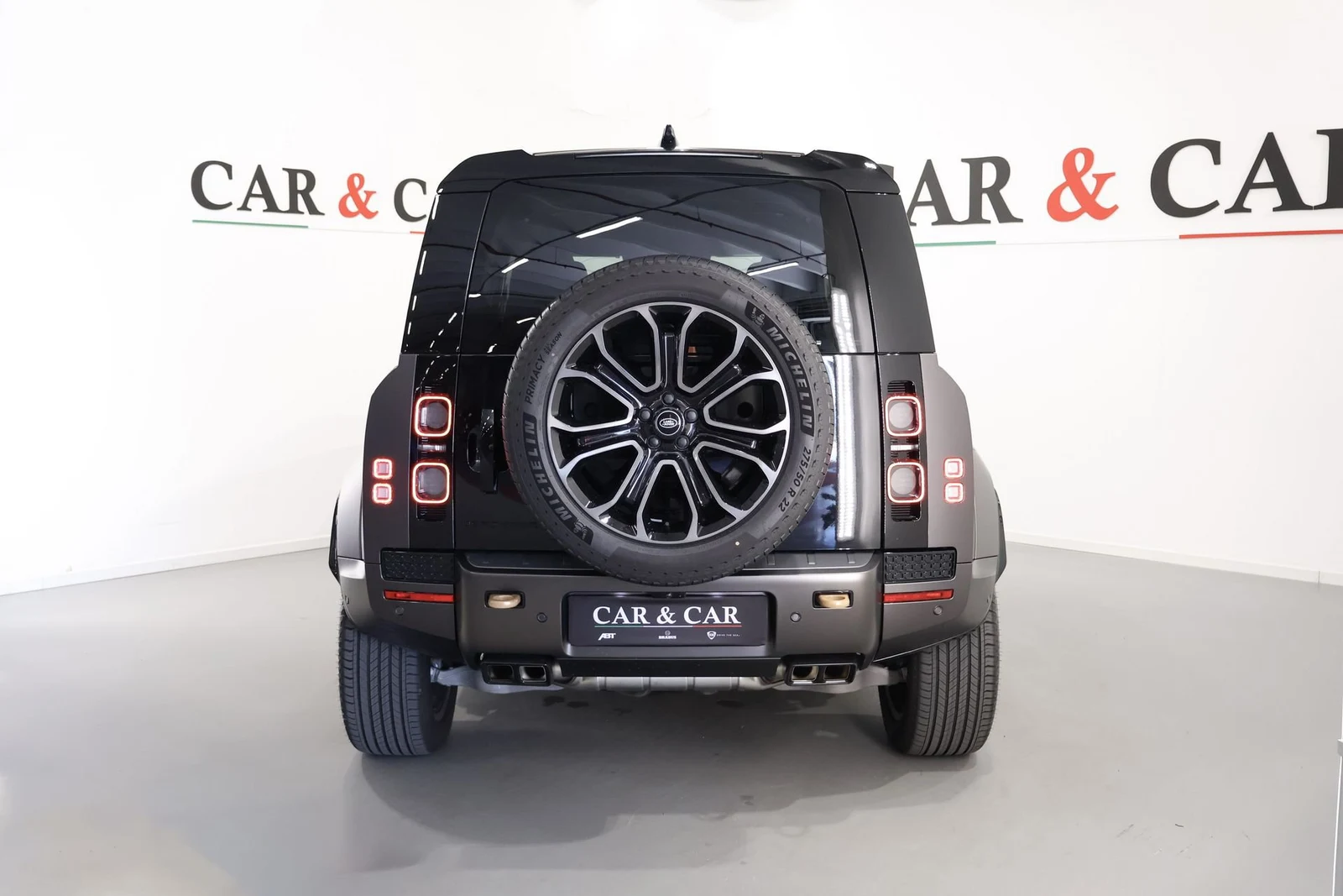 Land Rover Defender OCTA 110, 4/10