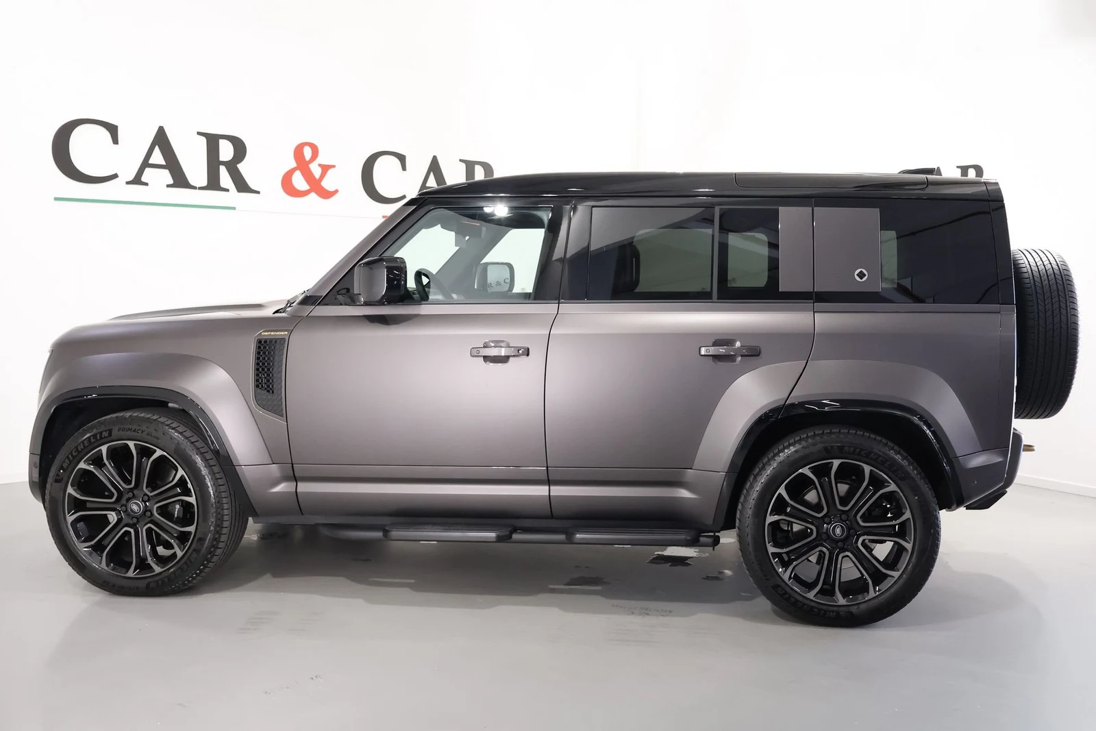Land Rover Defender OCTA 110, 5/10