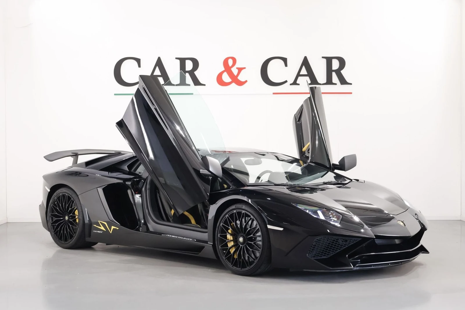 Seller photograph: Lamborghini Aventador LP750-4 SV