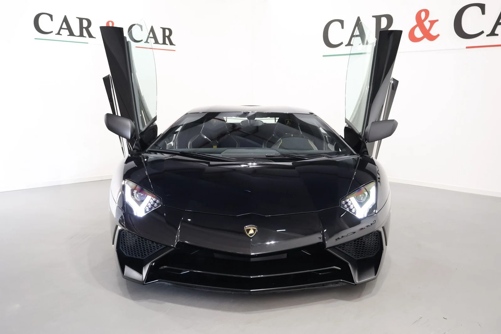 Lamborghini Aventador LP750-4 SV, 3/10