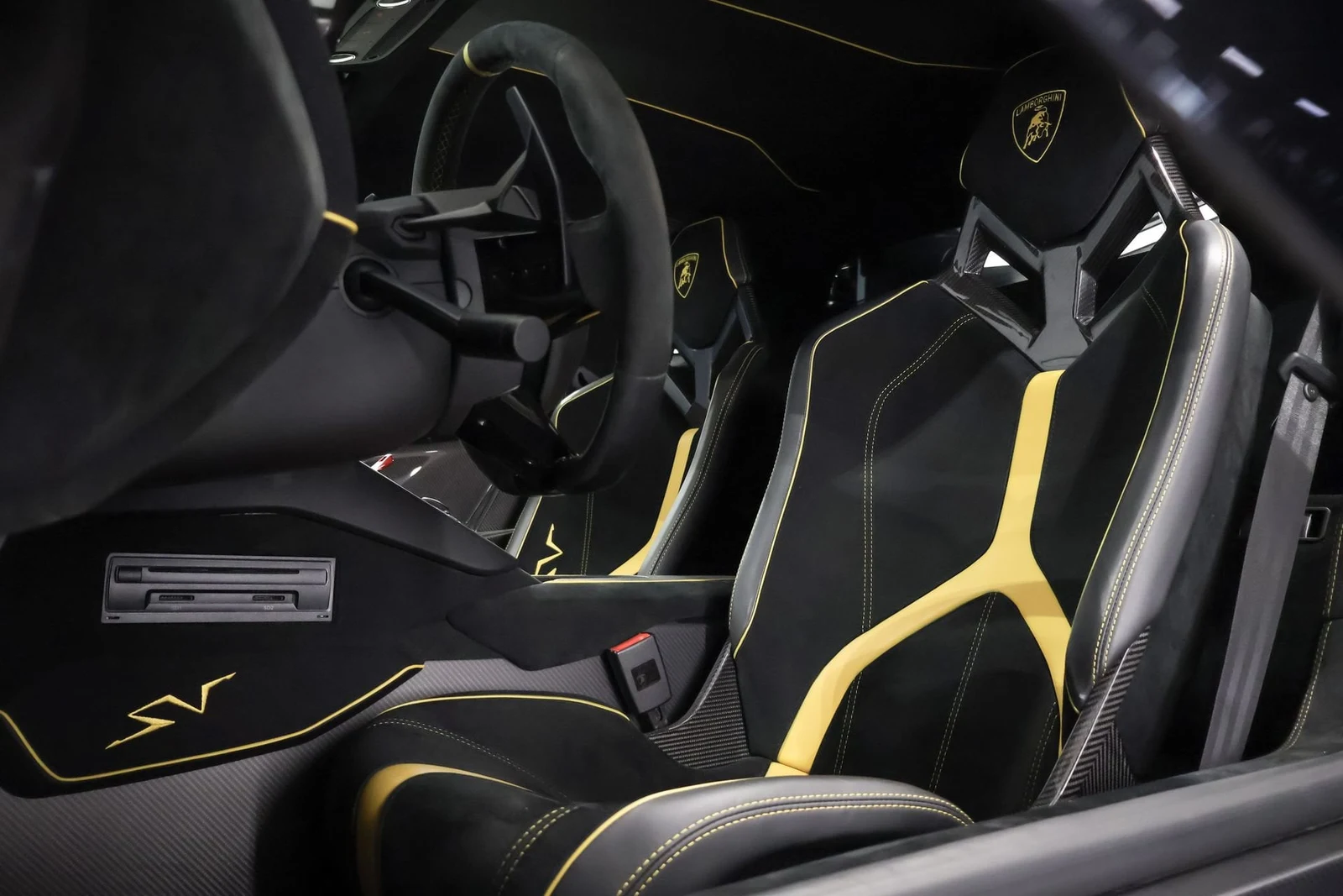 Lamborghini Aventador LP750-4 SV, 8/10