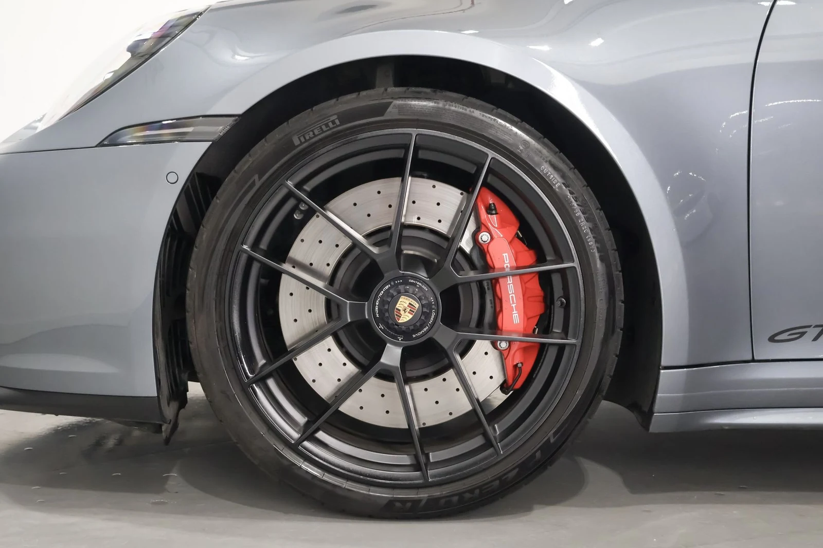 Porsche 911 Targa 4 GTS (992.2), 7/10