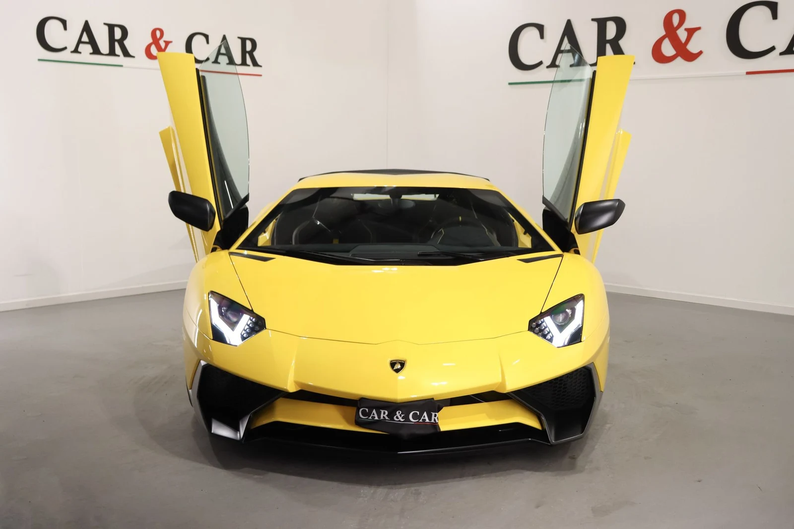 Lamborghini Aventador LP750-4 SV, 3/10