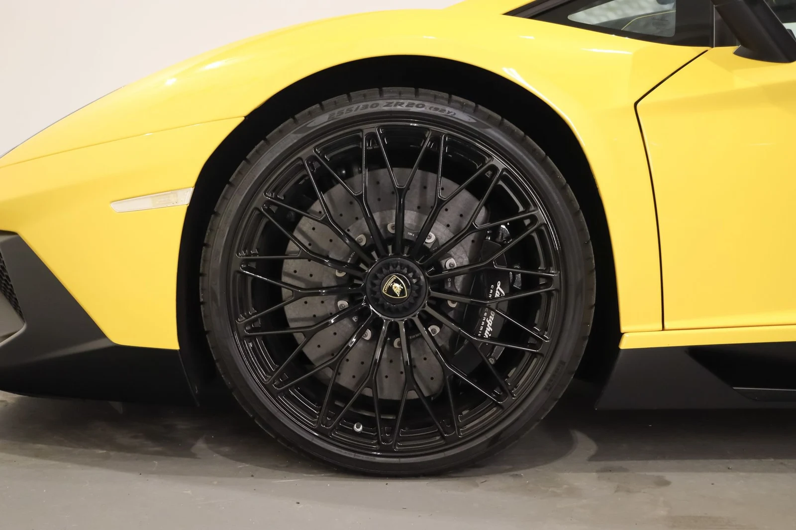 Lamborghini Aventador LP750-4 SV, 6/10