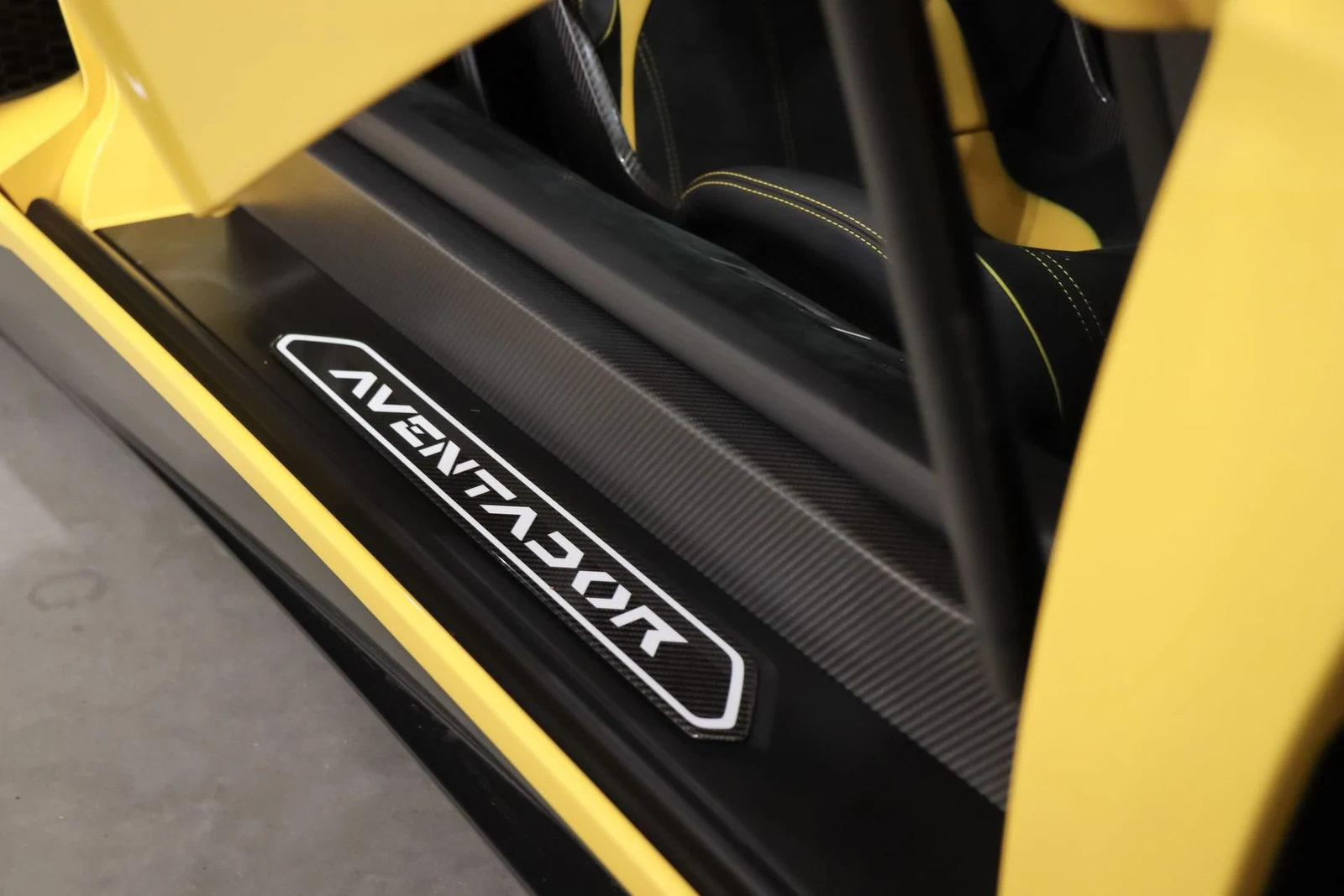 Lamborghini Aventador LP750-4 SV, 9/10