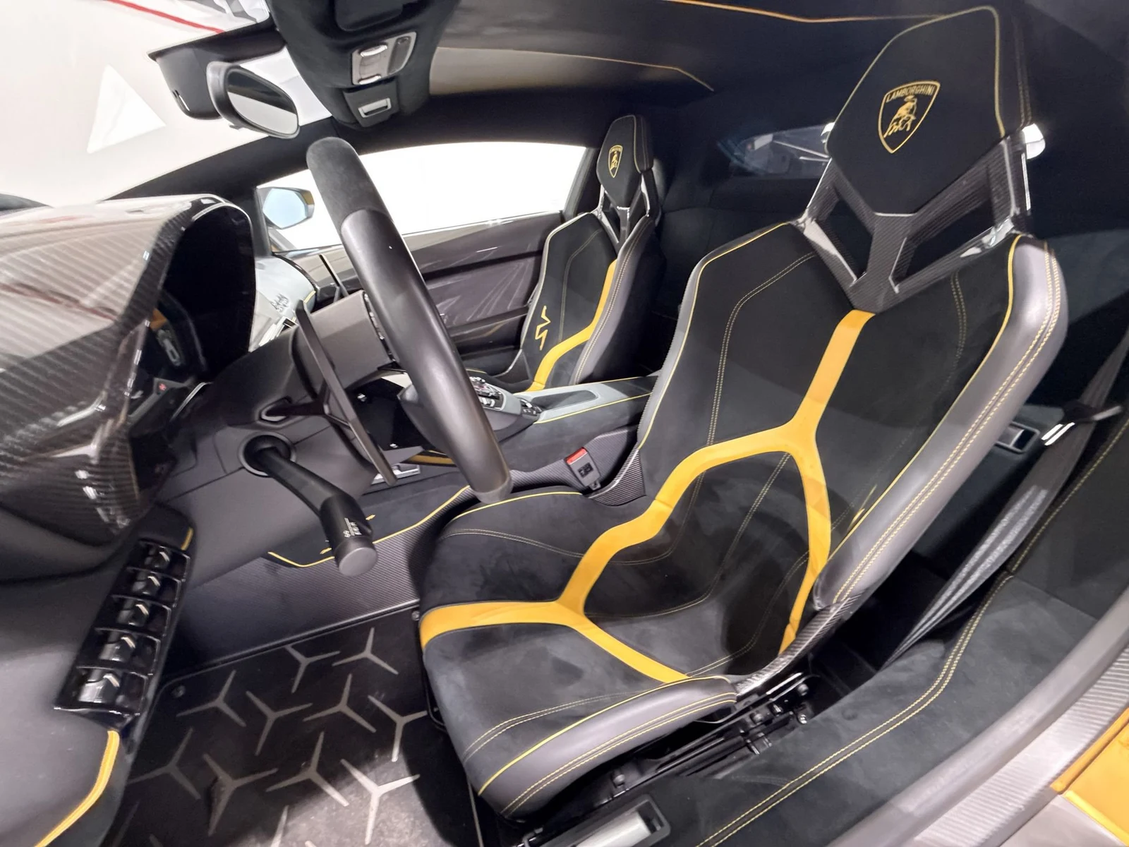 Lamborghini Aventador LP750-4 SV, 10/10