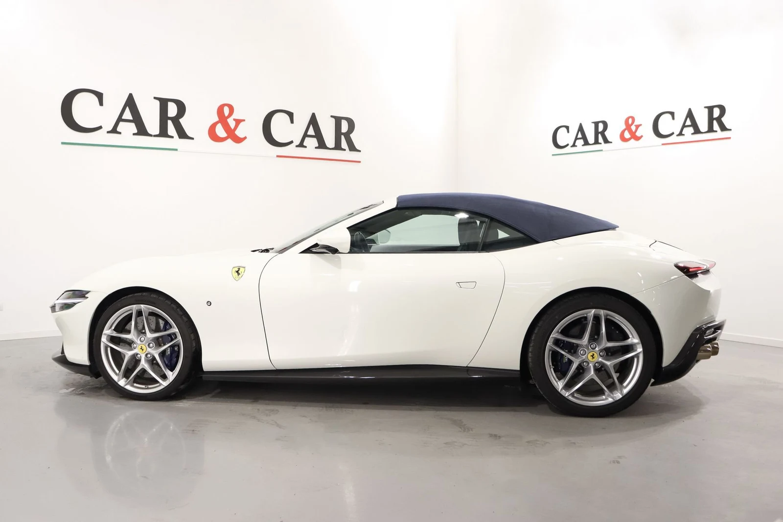 Ferrari Roma Spider, 5/10