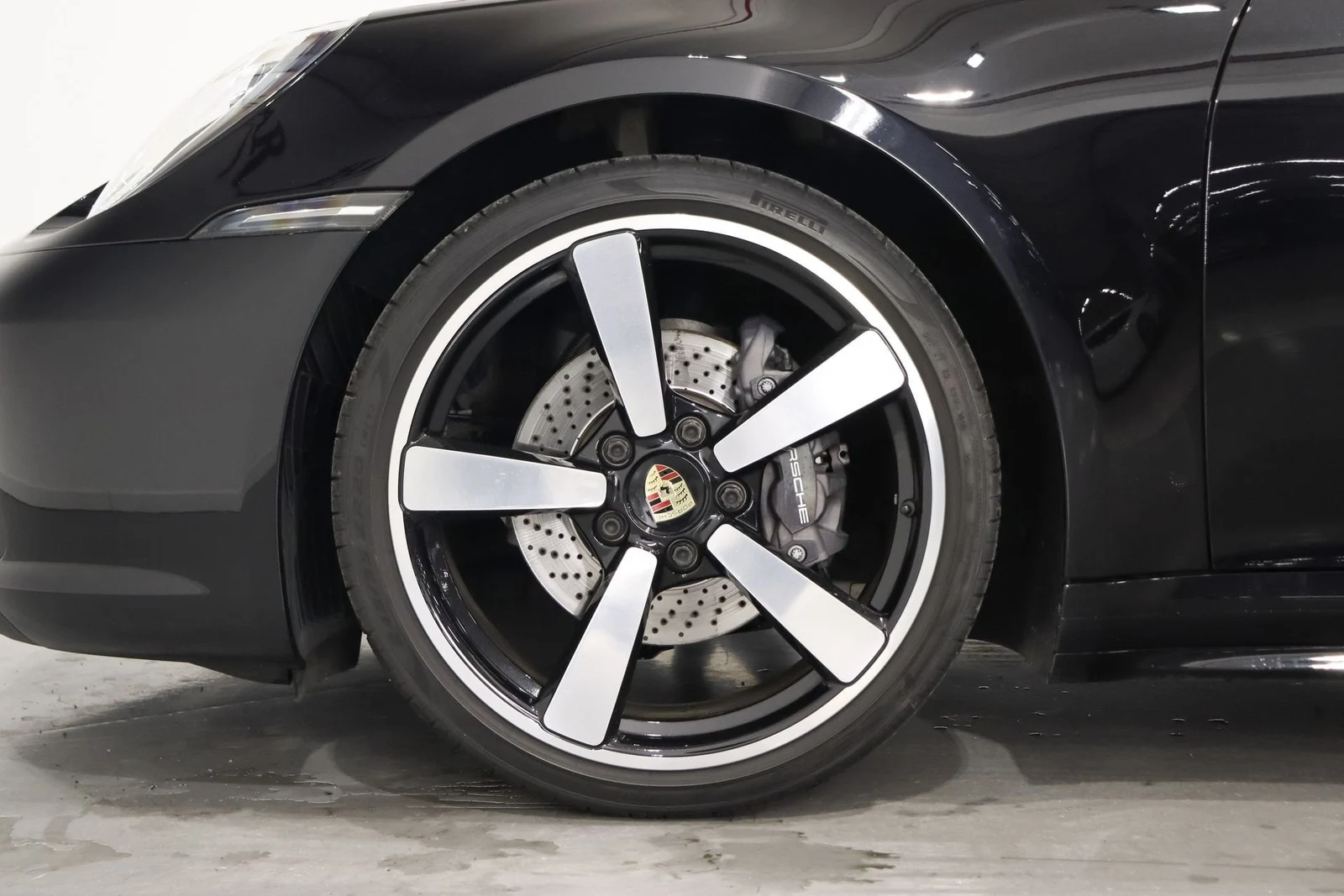 Porsche 911 Carrera 4 (992), 7/10