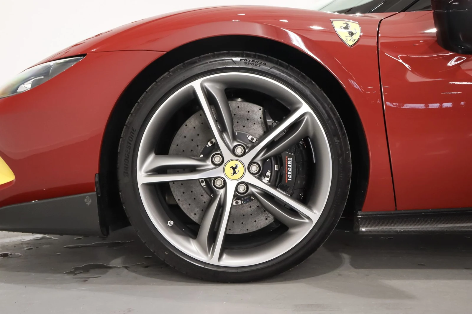Ferrari 296 GTB Assetto Fiorano, 7/10