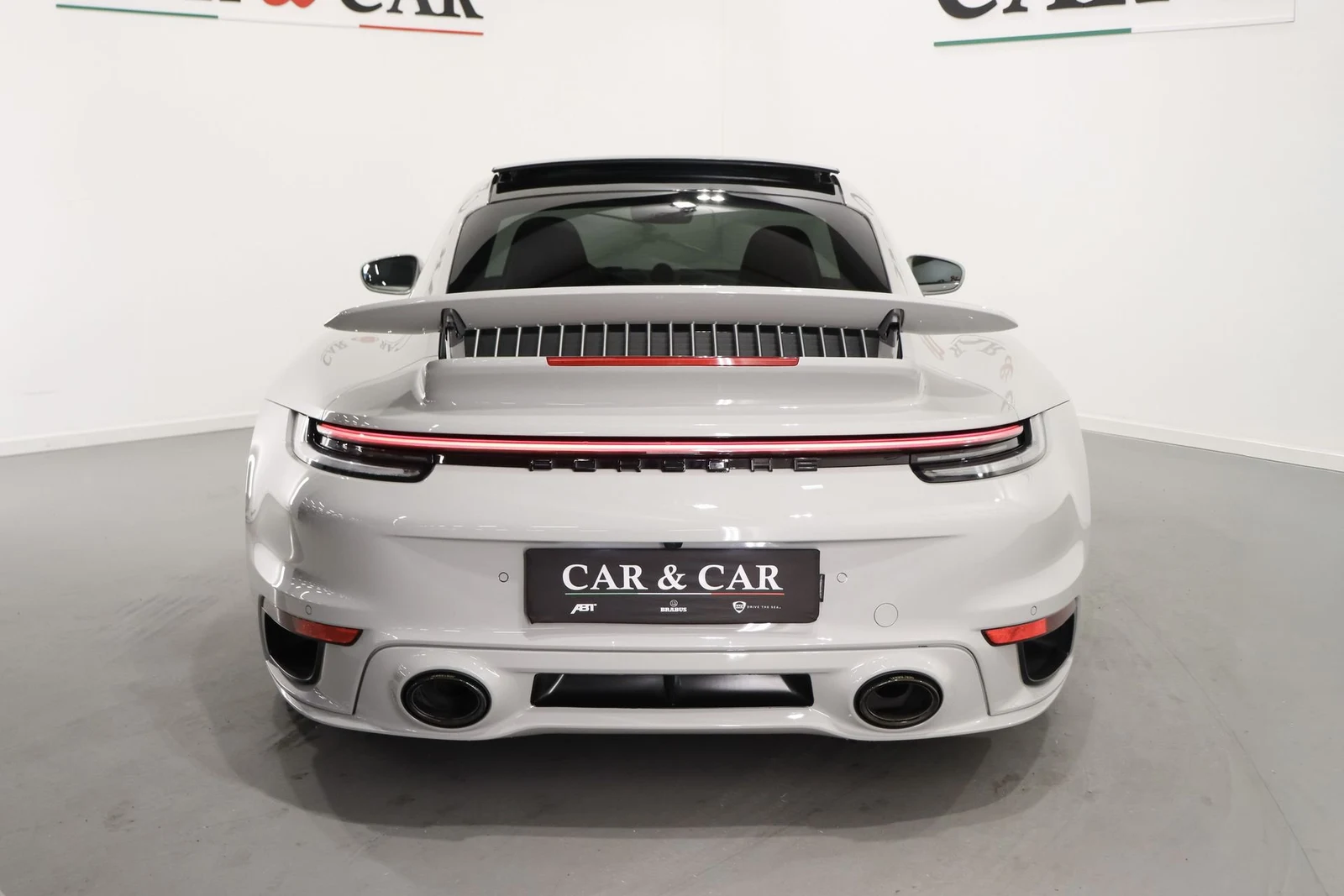 Porsche 911 Turbo S (992.1), 4/10