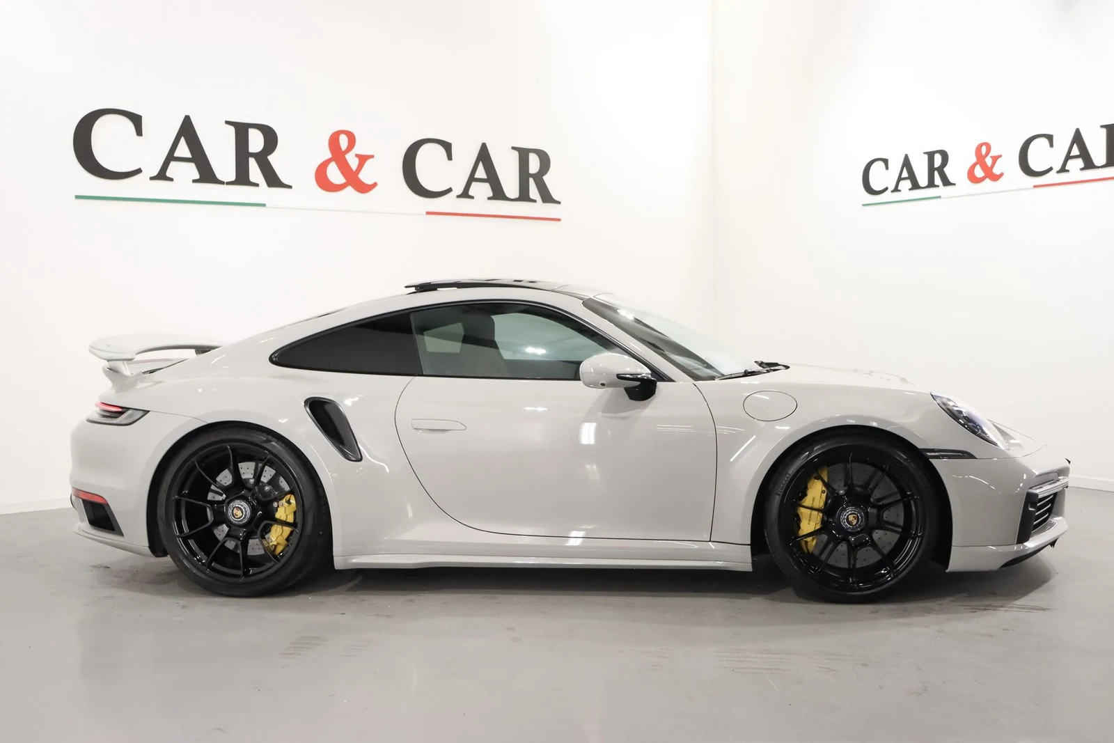 Porsche 911 Turbo S (992.1), 5/10