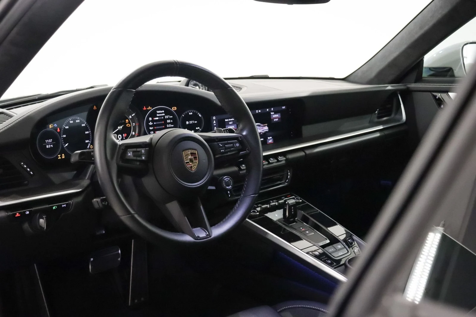Porsche 911 Turbo S (992.1), 7/10