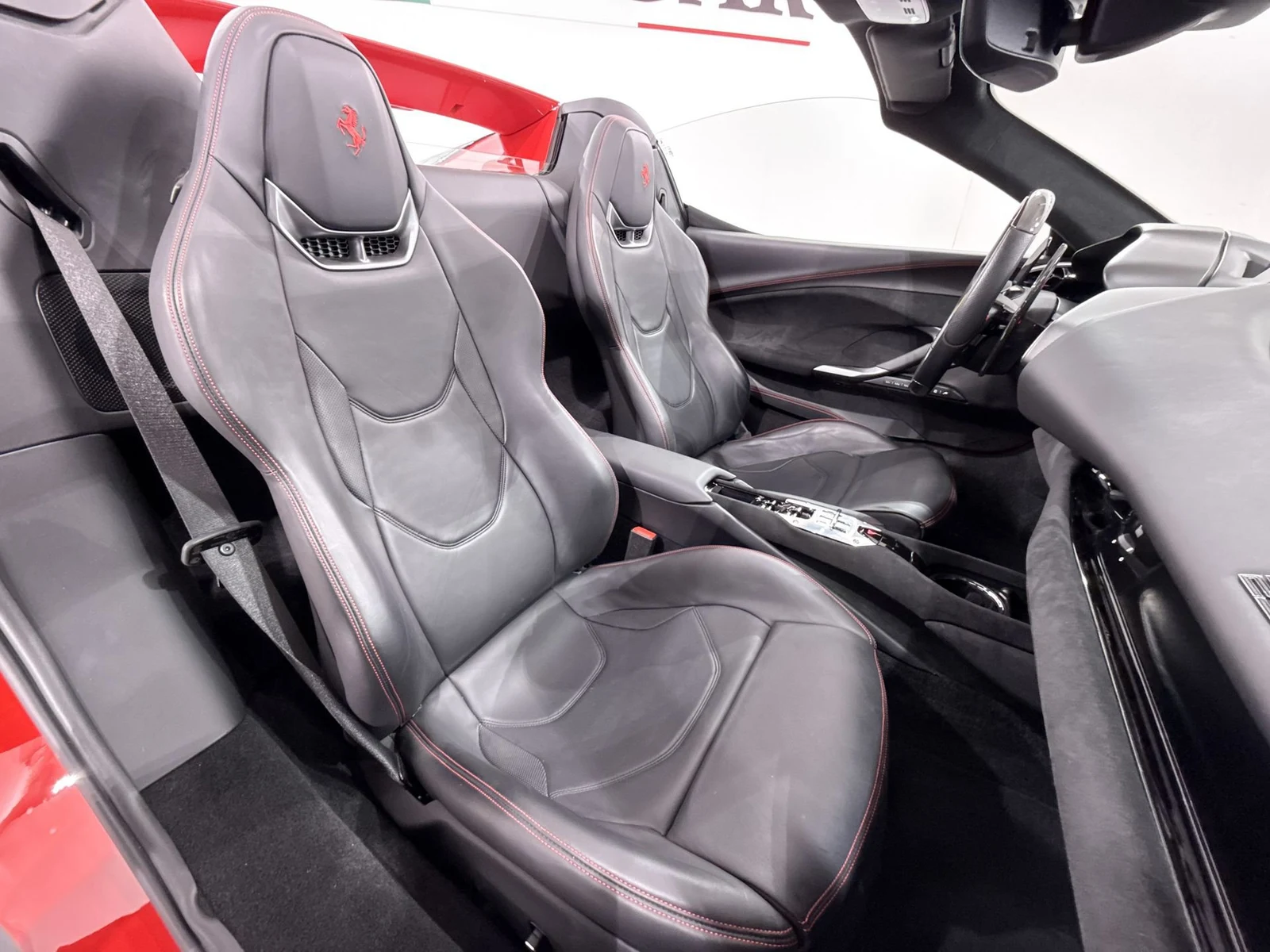 Ferrari 296 GTS, 10/10